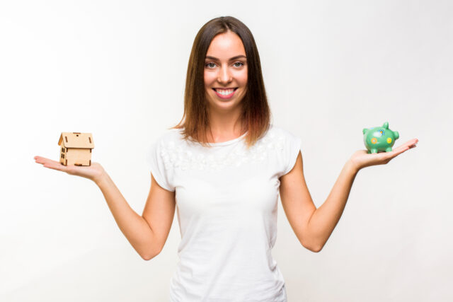 Ahorrar, invertir y gastar: Aprende como lograrlo  en este año