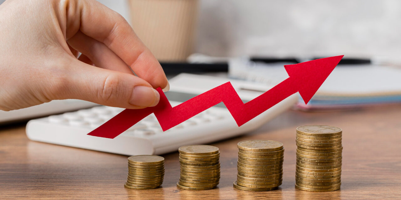 https://asesoresfinancieros.com.co/wp-content/uploads/2025/04/Invertir-en-fondos-rentables-1280x640.jpg