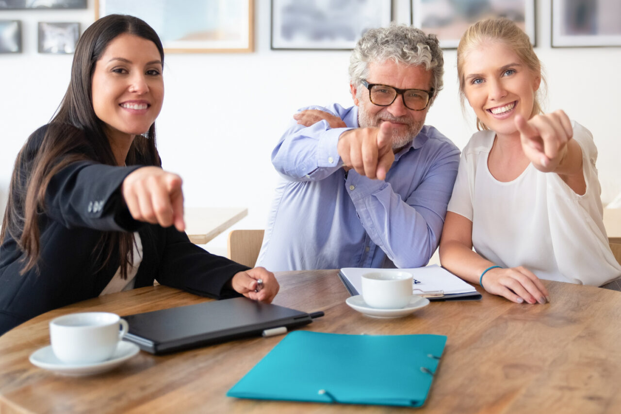 https://asesoresfinancieros.com.co/wp-content/uploads/2025/04/Pensiones-voluntarias-rentables-1280x853.jpg