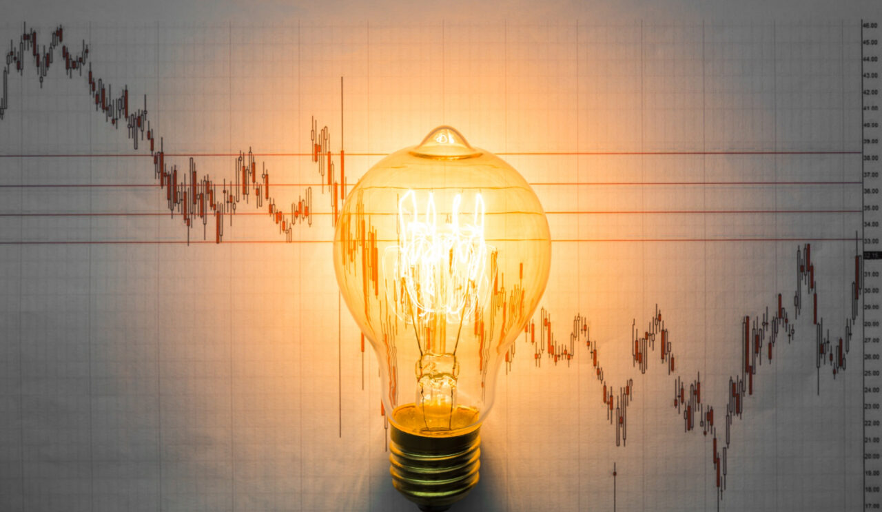 https://asesoresfinancieros.com.co/wp-content/uploads/2025/05/en-que-invertir-2025-1280x743.jpg