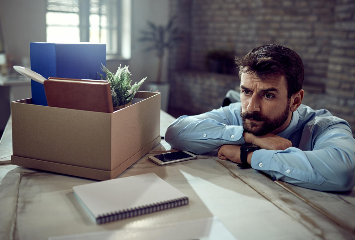 https://asesoresfinancieros.com.co/wp-content/uploads/2025/07/sobrevivir-financieramente-sin-empleo.jpg