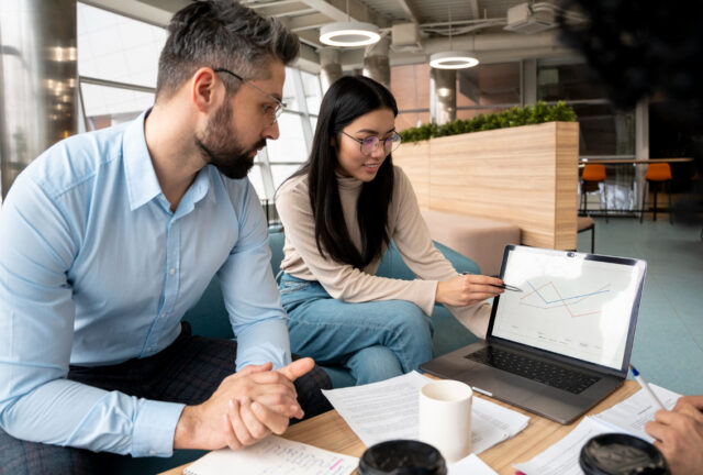 Finanzas para emprendedores: Guía esencial para crecer 💸