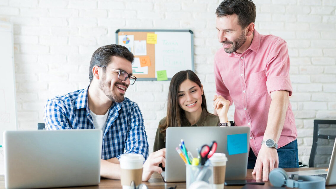 https://asesoresfinancieros.com.co/wp-content/uploads/2025/11/Emprender-1134x640.jpg