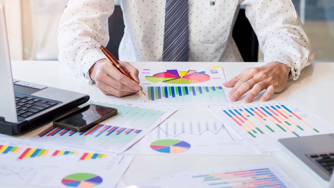 https://asesoresfinancieros.com.co/wp-content/uploads/2026/03/portafolio-de-inversión-1134x640.jpg